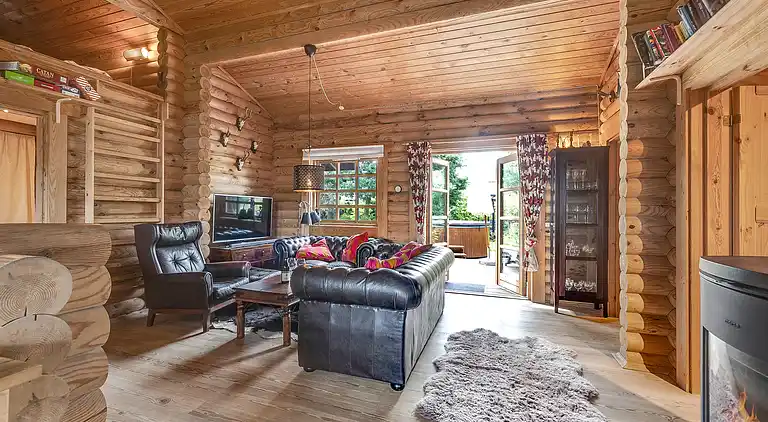 Charmerende sommerhus med vildmarksbad