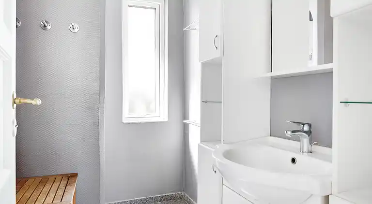 Feriehus som byder på både Ø-idyl og havudsigt