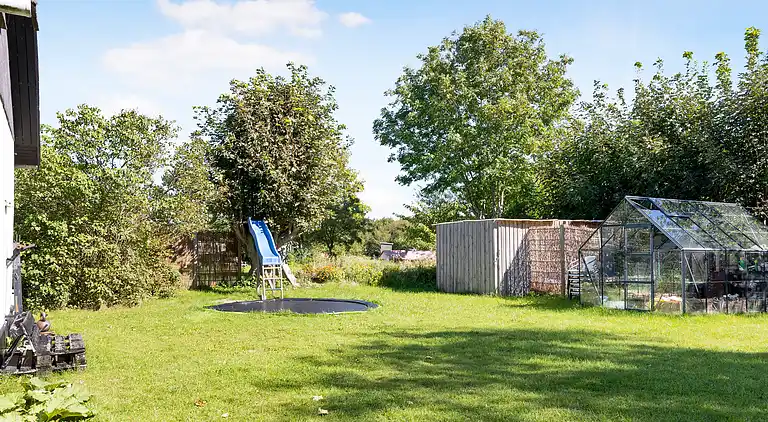 Feriehus som byder på både Ø-idyl og havudsigt