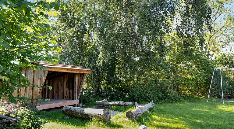 Feriehus som byder på både Ø-idyl og havudsigt