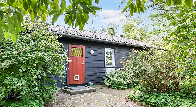 Sommerhus ved Veddinge i hyggelig 70’er stil