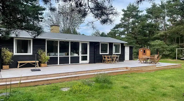 Dejligt sommerhus med udesauna på Sjællands Odde