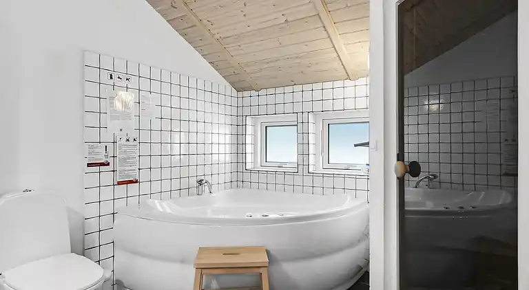 Sommerhus i skøn natur i Brunshuse