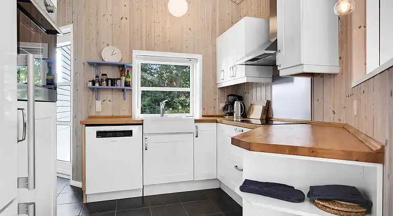 Sommerhus i skøn natur i Brunshuse