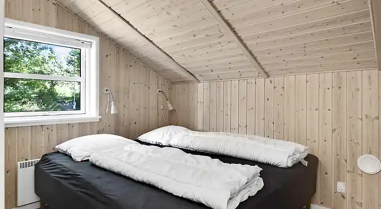 Sommerhus i skøn natur i Brunshuse