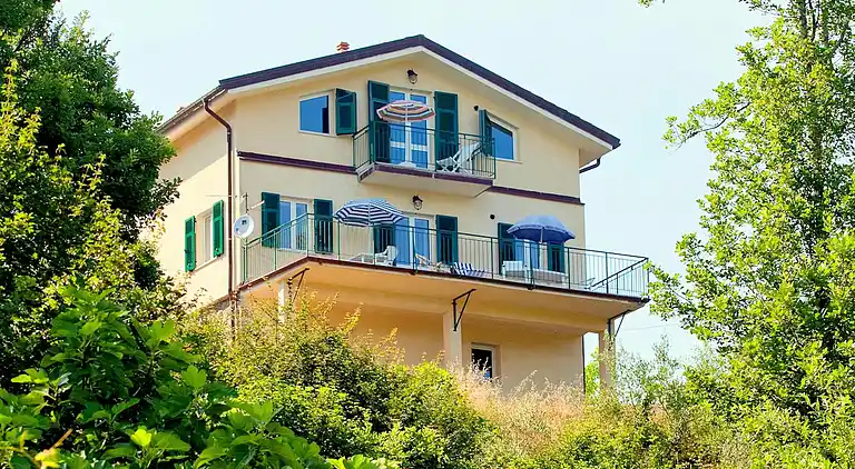 Semesterbostad i Sesta Godano