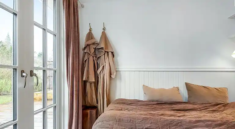 Nybygget liebhaver sommerhus ved skove og søer