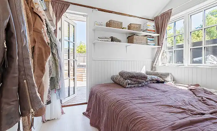 Nybygget liebhaver sommerhus ved skove og søer