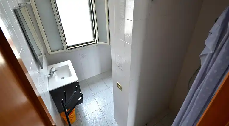 Charming Holiday Home Near The Beach With A Terrace, Pets