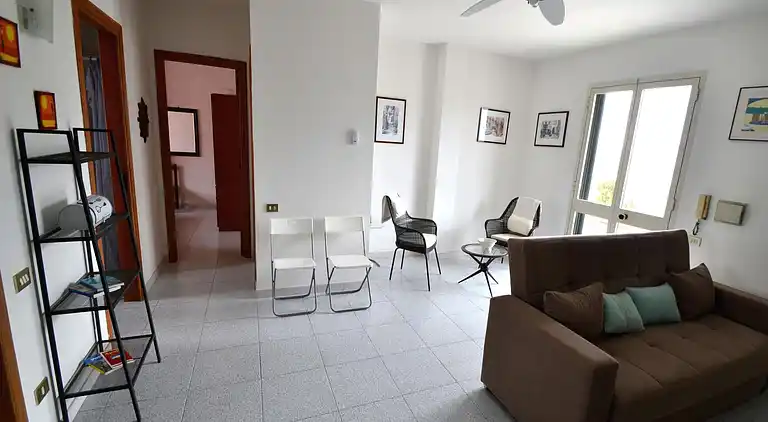 Charming Holiday Home Near The Beach With A Terrace, Pets