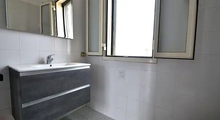 Charming Holiday Home Near The Beach With A Terrace, Pets