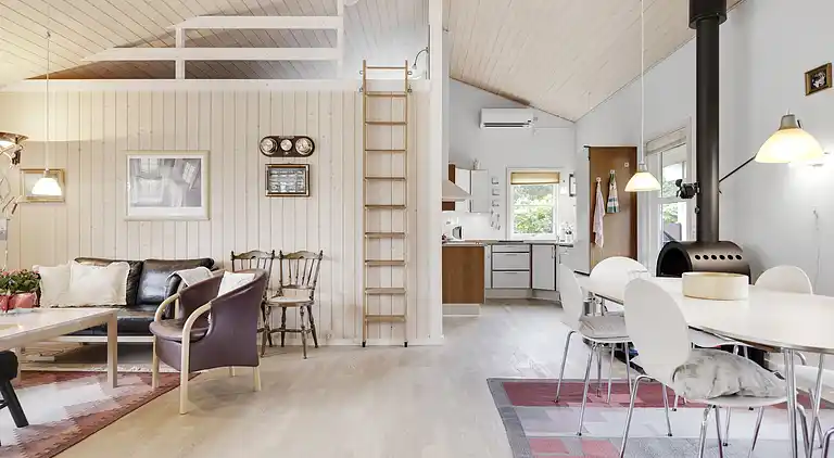 Dejligt nyere sommerhus i Hals tæt på stranden