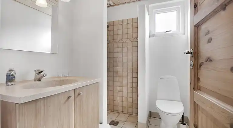 Dejligt nyere sommerhus i Hals tæt på stranden