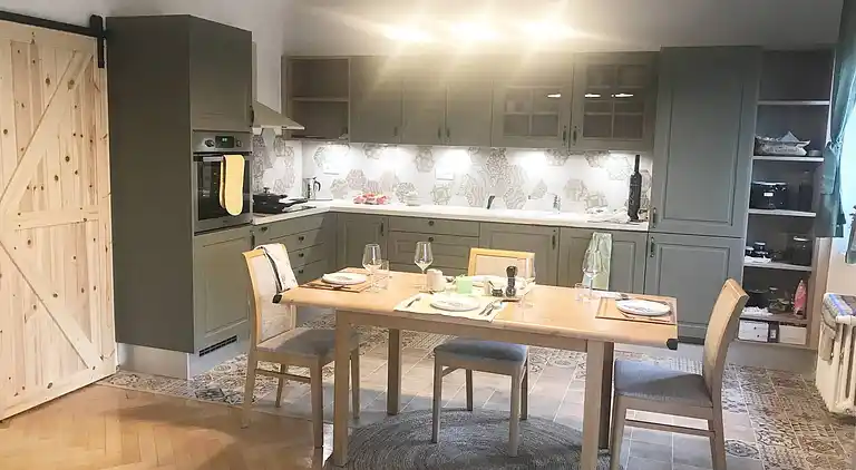 Schöne und frisch renovierte Wohnung in Prag 10