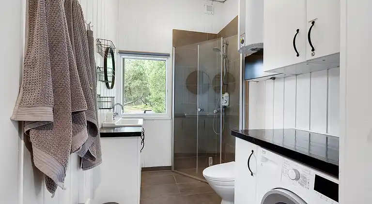 Skønt sommerhus med idyllisk skovbeliggenhed