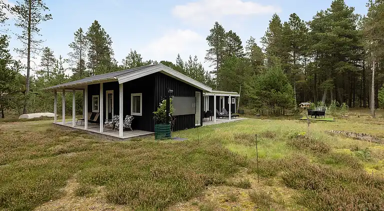 Skønt sommerhus med idyllisk skovbeliggenhed