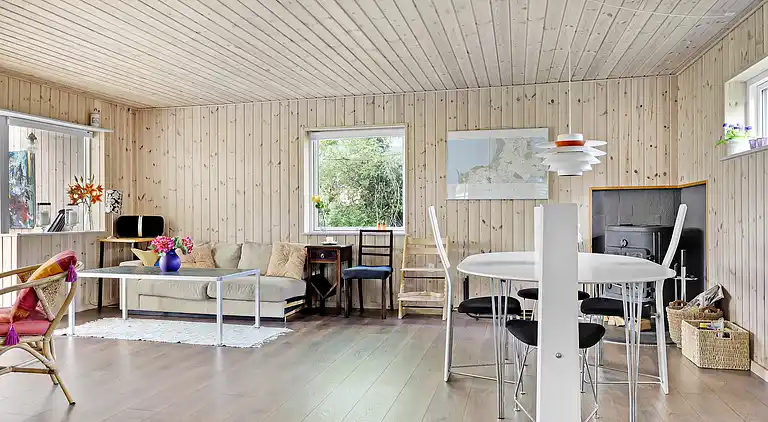 Idyllisches Ferienhaus 600 Meter zum Sandstrand