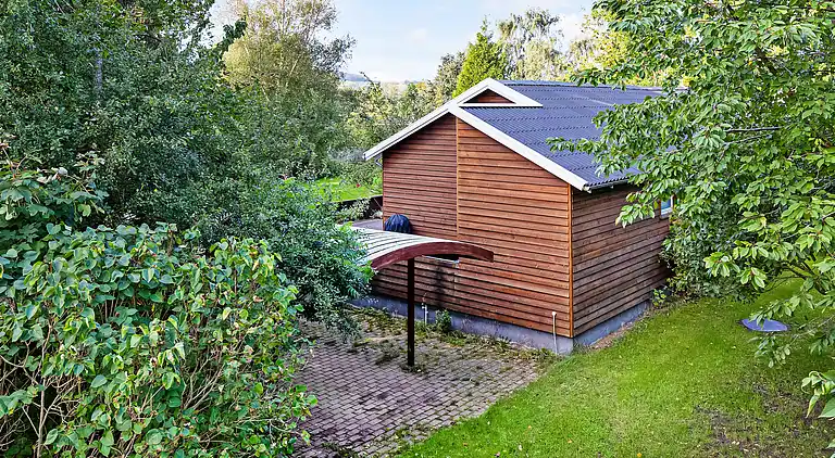 Idyllisches Ferienhaus 600 Meter zum Sandstrand