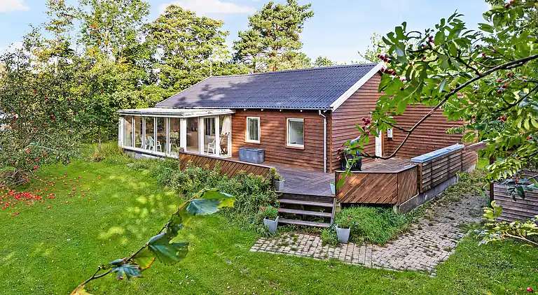 Idyllisches Ferienhaus 600 Meter zum Sandstrand