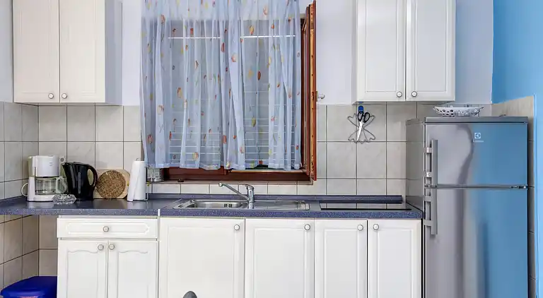 Two bedroom apartment near beach Jezera, Murter (A-796-c)