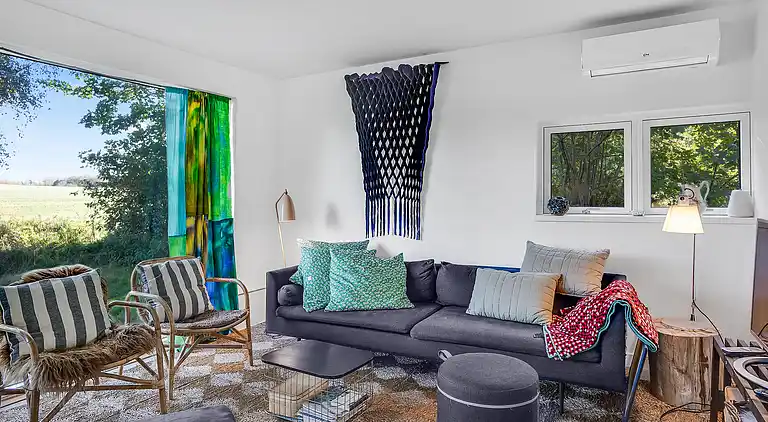 Mysig sommarstuga i Vejby med 900 m till stranden