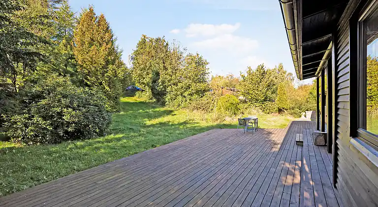 Mysig sommarstuga i Vejby med 900 m till stranden