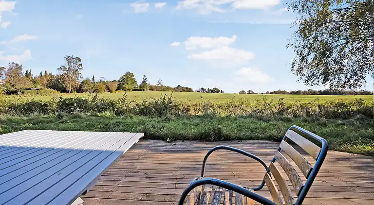 Mysig sommarstuga i Vejby med 900 m till stranden