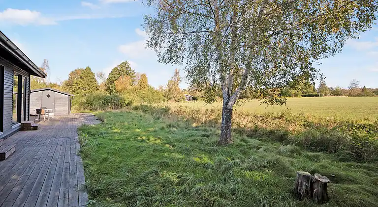 Mysig sommarstuga i Vejby med 900 m till stranden