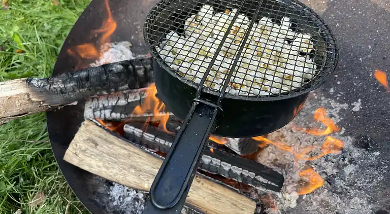 Einsig artiges Landhaus am Wasser