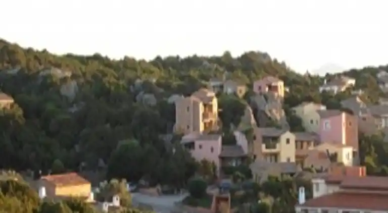 Strandwohnung Baja Sardinia - Vermietet vom 4. Juli 2026 bis