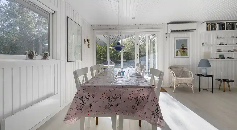 Freistehendes Sommerhaus im schönen Langeland