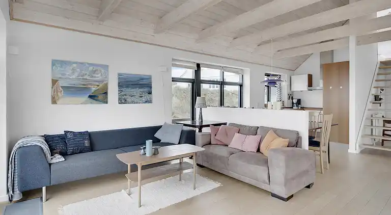 Ferienhaus mit Panoramablick zum Strand