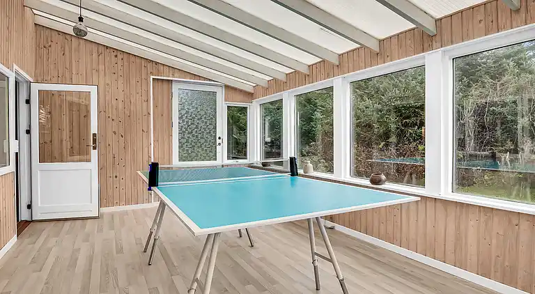 Hyggeligt, ældre sommerhuset med 600 m til strand