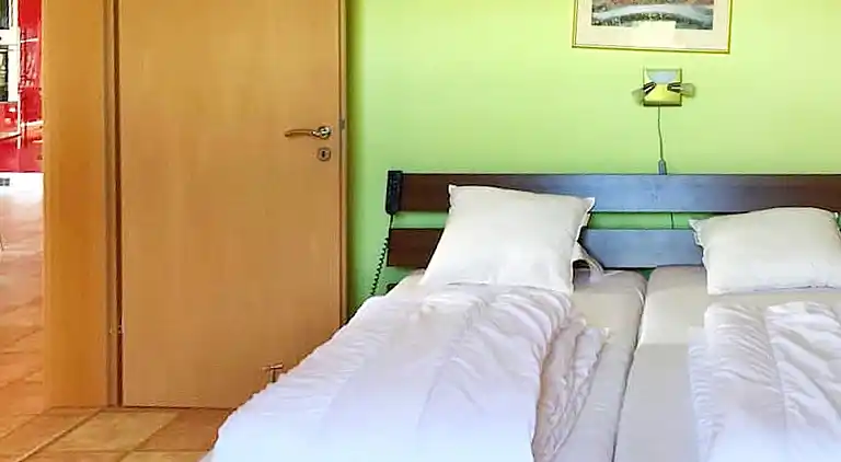 Holiday home in Eidsvåg