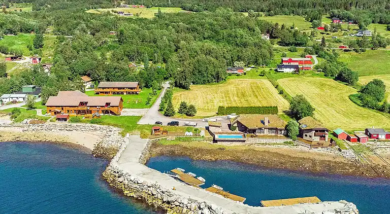 Holiday home in Eidsvåg