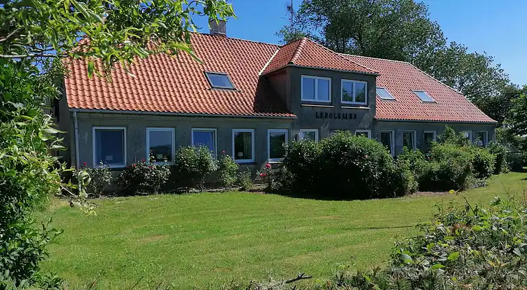 Große Ferienwohnung mit Meerblick in Strandnähe