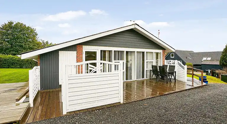 Ny renoveret sommerhus  inkl. rengøring og linned