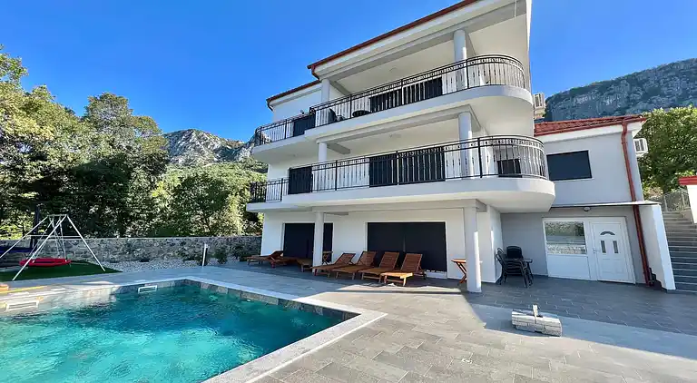 Holiday home in Bribir