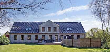 Stort och fint bondgårdshus för hela familjen