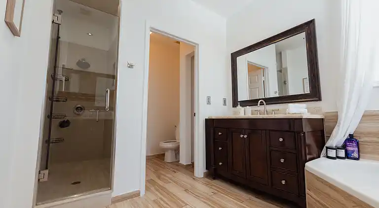 Miami Getaway: Beheiztes Poolhaus und Billardtisch-Villa