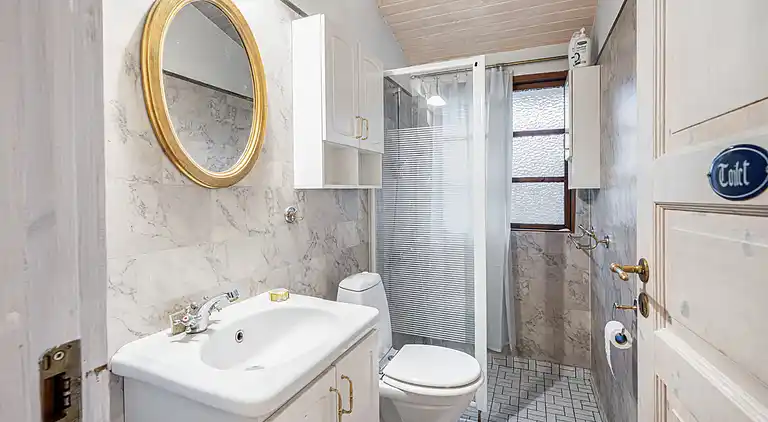 Skønt beliggende sommerhus i Dronningmølle