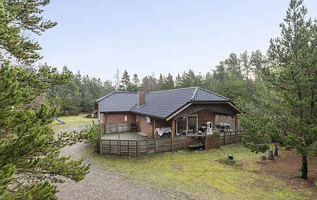Großes Ferienhaus in ruhiger, schöner Natur