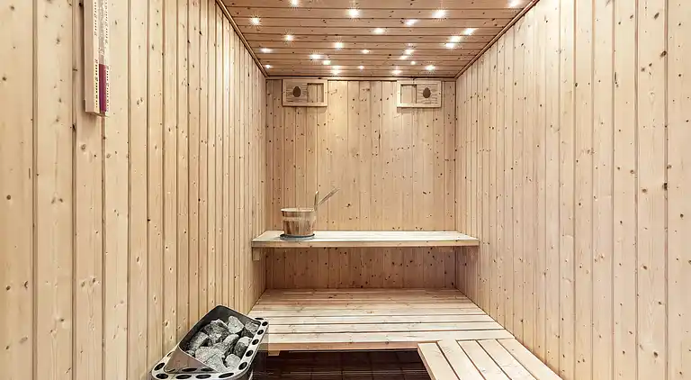 Stort Sommerhus i rolige natur skønne omgivelser