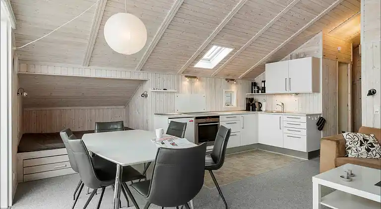 1. række med panoramaudsigt over Tørresø Strand