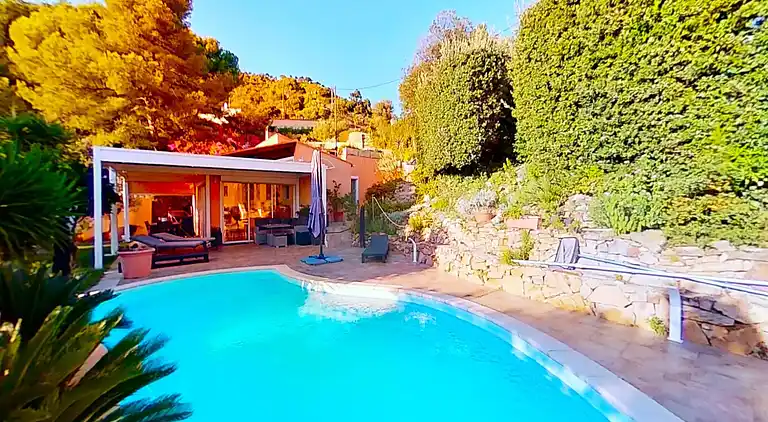 Holiday home in Carqueiranne