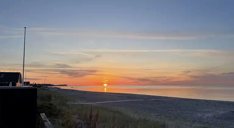 1. række med panoramaudsigt over Tørresø Strand