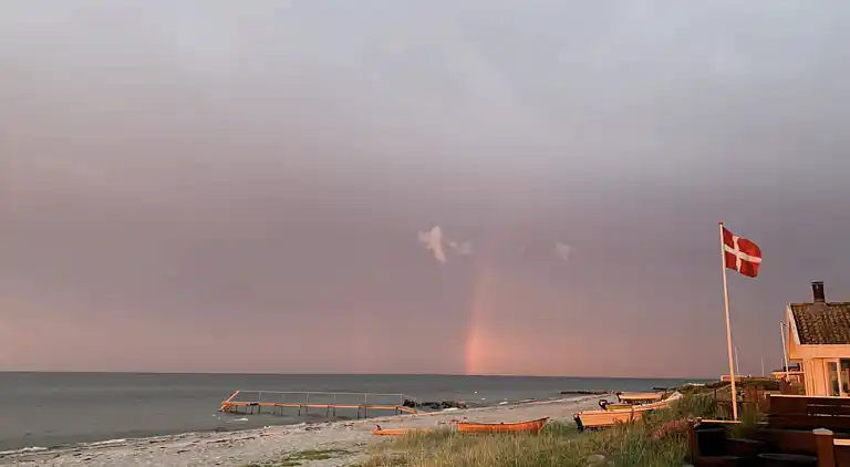 1. række med panoramaudsigt over Tørresø Strand