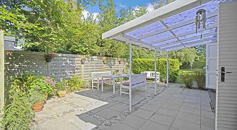 Charmerende sommerhus tæt på strand