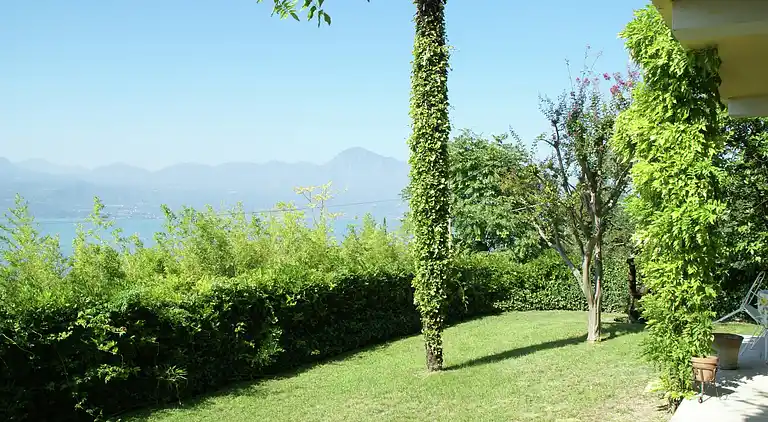 Villa in Torri del Benaco