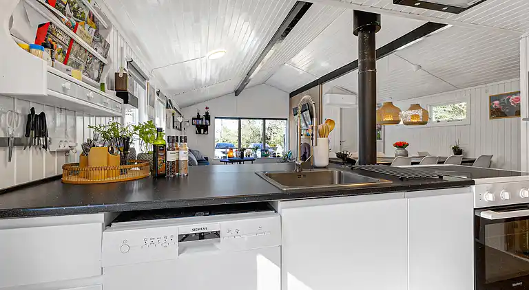 Hyggeligt sommerhus, der ligger utrolig naturskøn